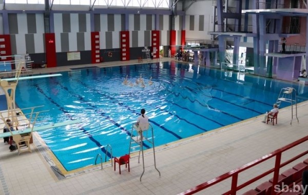 Открытое первенство по синхронному плаванию среди девочек и смешанных дуэтов прошло в Бресте. Фоторепортаж Открытое первенство по синхронному плаванию среди девочек и смешанных дуэтов прошло в Бресте. Фоторепортаж