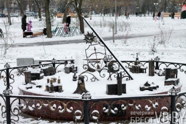 Зимняя сказка на Набережной Бреста Зимняя сказка на Набережной Бреста