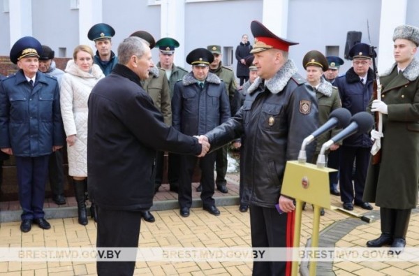 В Бресте почтили память погибших при исполнении сотрудников милиции