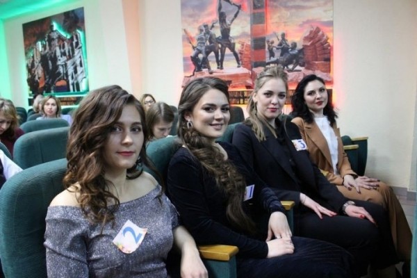 Конкурс красоты «Мисс граница» прошёл в Пинском погранотряде Конкурс красоты «Мисс граница» прошёл в Пинском погранотряде