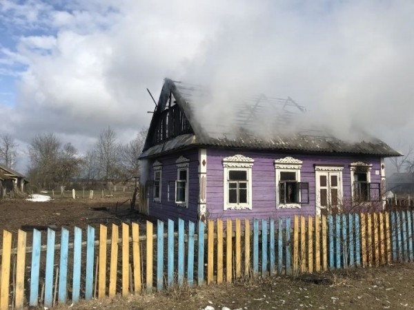 В Ганцевичском районе горел жилой дом В Ганцевичском районе горел жилой дом