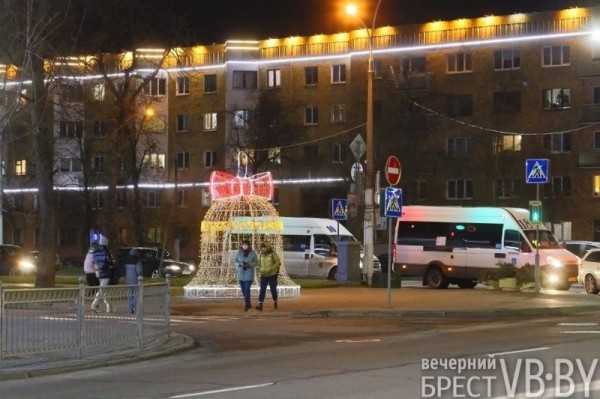 Предновогодний Брест. Фоторепортаж