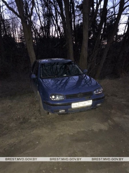 2,46 промилле алкоголя. В Бресте сотрудники ГАИ задержали пьяного бесправника 2,46 промилле алкоголя. В Бресте сотрудники ГАИ задержали пьяного бесправника