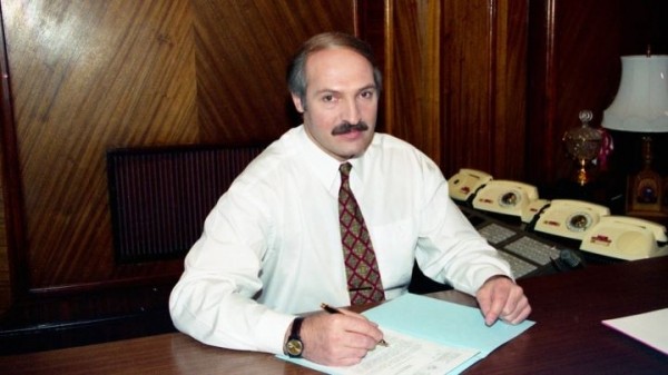 В Сети появились фотографии Лукашенко, которых вы не видели В Сети появились фотографии Лукашенко, которых вы не видели