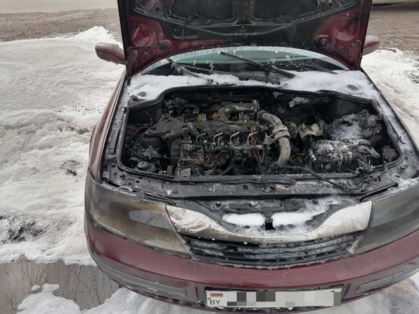 Очередной автомобиль загорелся на Брестчине Очередной автомобиль загорелся на Брестчине