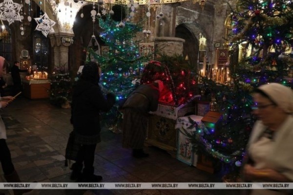 Праздничное богослужение в честь Рождества Христова в Свято-Николаевском гарнизонном соборе в Бресте