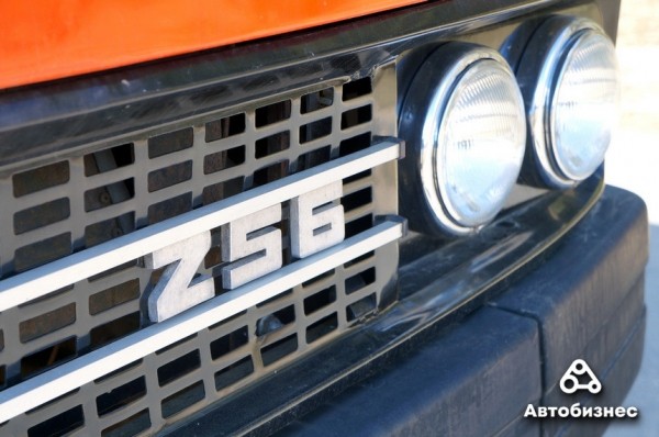 Белорус восстанавливает «Икарус 256». Получается лайнер в детство Белорус восстанавливает «Икарус 256». Получается лайнер в детство