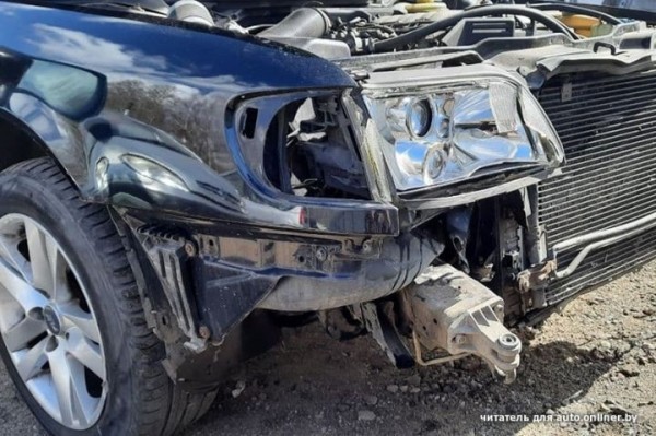 Драматичная авария в центре Гродно: можно было бы списать на скорость, но у водителя претензии к шиномонтажу Драматичная авария в центре Гродно: можно было бы списать на скорость, но у водителя претензии к шиномонтажу