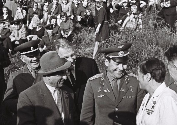 Поехали! — в историю о том, как космонавты навещали Брест