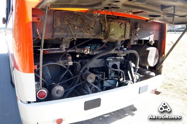 Белорус восстанавливает «Икарус 256». Получается лайнер в детство Белорус восстанавливает «Икарус 256». Получается лайнер в детство