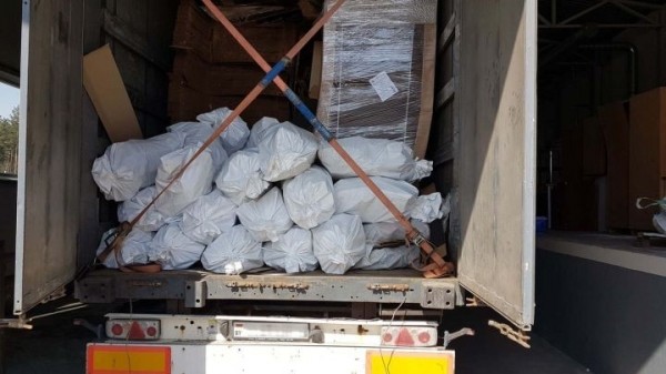 Белорусские сигареты на 1 млн евро перехватили в Литве Белорусские сигареты на 1 млн евро перехватили в Литве