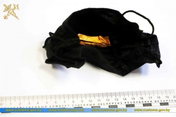 Брестские таможенники обнаружили марихуану среди автозапчастей в грузовике из Нидерландов Брестские таможенники обнаружили марихуану среди автозапчастей в грузовике из Нидерландов