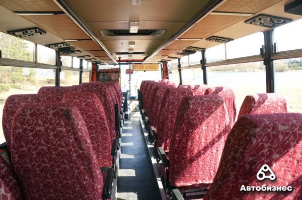 Белорус восстанавливает «Икарус 256». Получается лайнер в детство Белорус восстанавливает «Икарус 256». Получается лайнер в детство