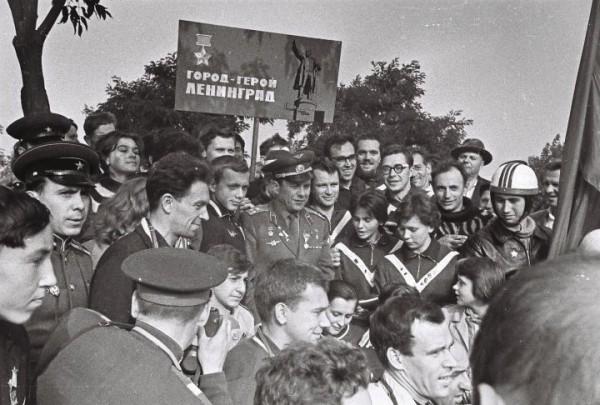 Поехали! — в историю о том, как космонавты навещали Брест