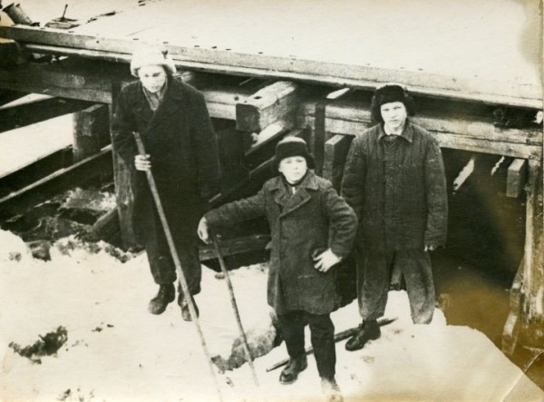 Огонь, вода и трубы по дну Мухавца в Бресте. История с фотографиями