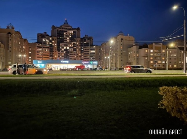 В Бресте на Московской автомобиль попал в ДТП
             
                В Бресте на Московской автомобиль попал в ДТП