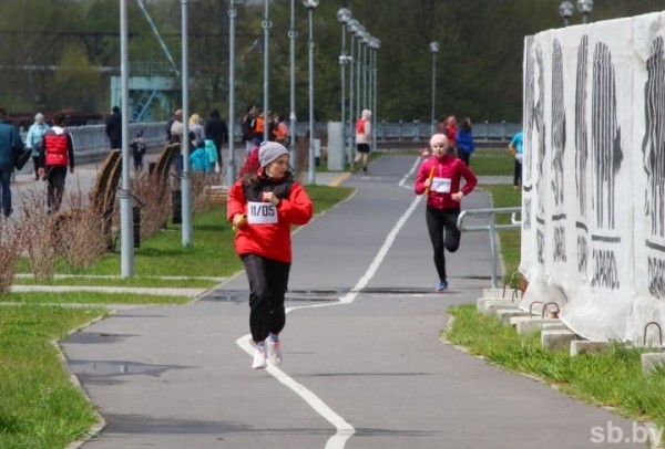 В Бресте прошел легкоатлетический пробег, посвященный празднованию Дня Победы В Бресте прошел легкоатлетический пробег, посвященный празднованию Дня Победы