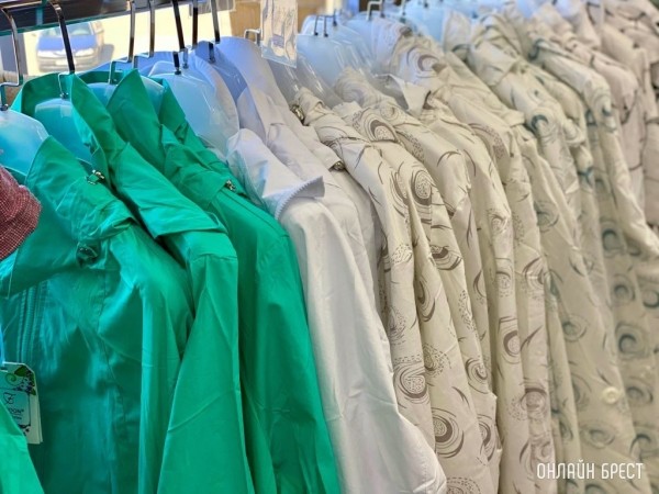 За летними новинками – в магазин «Парадайс»: Новый привоз одежды и обуви для всей семьи по низким ценам в Бресте За летними новинками – в магазин «Парадайс»: Новый привоз одежды и обуви для всей семьи по низким ценам в Бресте