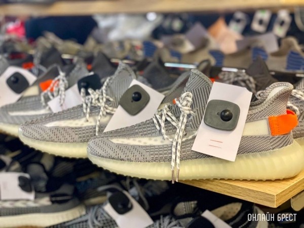 За летними новинками – в магазин «Парадайс»: Новый привоз одежды и обуви для всей семьи по низким ценам в Бресте За летними новинками – в магазин «Парадайс»: Новый привоз одежды и обуви для всей семьи по низким ценам в Бресте