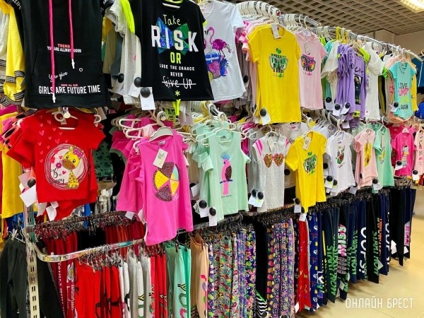 За летними новинками – в магазин «Парадайс»: Новый привоз одежды и обуви для всей семьи по низким ценам в Бресте За летними новинками – в магазин «Парадайс»: Новый привоз одежды и обуви для всей семьи по низким ценам в Бресте