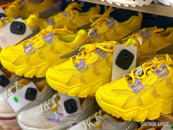 За летними новинками – в магазин «Парадайс»: Новый привоз одежды и обуви для всей семьи по низким ценам в Бресте За летними новинками – в магазин «Парадайс»: Новый привоз одежды и обуви для всей семьи по низким ценам в Бресте