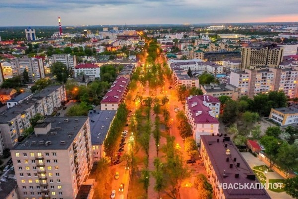 Посмотрите, как выглядит вечером весенний Брест
             
                Посмотрите, как выглядит вечером весенний Брест