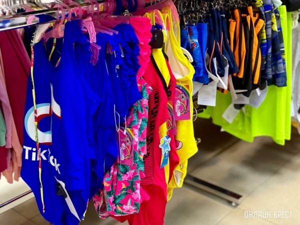 За летними новинками – в магазин «Парадайс»: Новый привоз одежды и обуви для всей семьи по низким ценам в Бресте За летними новинками – в магазин «Парадайс»: Новый привоз одежды и обуви для всей семьи по низким ценам в Бресте