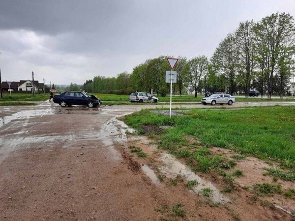 В ДТП в Ляховичах серьезно пострадали два автомобиля. Кто вигноват? В ДТП в Ляховичах серьезно пострадали два автомобиля. Кто вигноват?