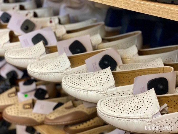 За летними новинками – в магазин «Парадайс»: Новый привоз одежды и обуви для всей семьи по низким ценам в Бресте За летними новинками – в магазин «Парадайс»: Новый привоз одежды и обуви для всей семьи по низким ценам в Бресте