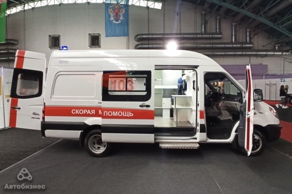МАЗ представил новый автомобиль скорой помощи. Изучили его внутри и снаружи