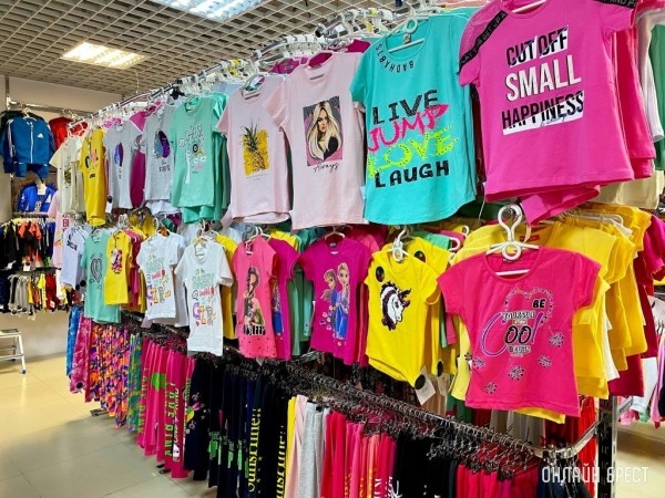 За летними новинками – в магазин «Парадайс»: Новый привоз одежды и обуви для всей семьи по низким ценам в Бресте За летними новинками – в магазин «Парадайс»: Новый привоз одежды и обуви для всей семьи по низким ценам в Бресте