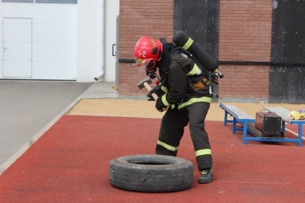 В Бресте определили лучшего спасателя-пожарного дежурной смены городского отдела по ЧС В Бресте определили лучшего спасателя-пожарного дежурной смены городского отдела по ЧС