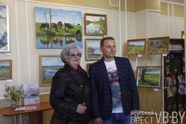 В Бресте открылась выставка Алексея Погожева «Края Віды»