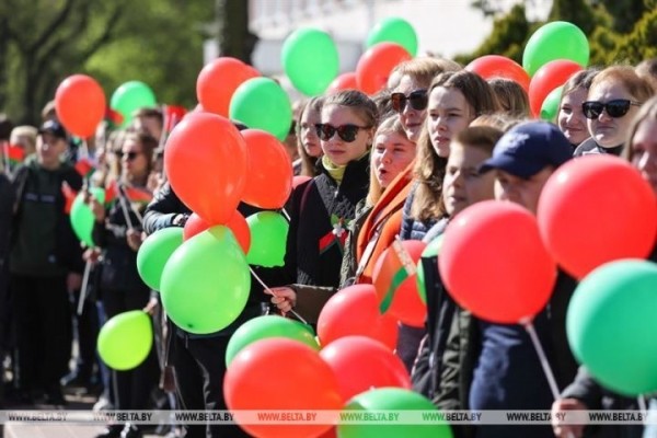 9 мая в Бресте. Фоторепортаж
             
                9 мая в Бресте. Фоторепортаж