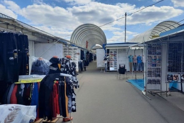 «Пробираемся в Россию за товаром, как партизаны». Как и чем живут продавцы рынка в Барановичах «Пробираемся в Россию за товаром, как партизаны». Как и чем живут продавцы рынка в Барановичах