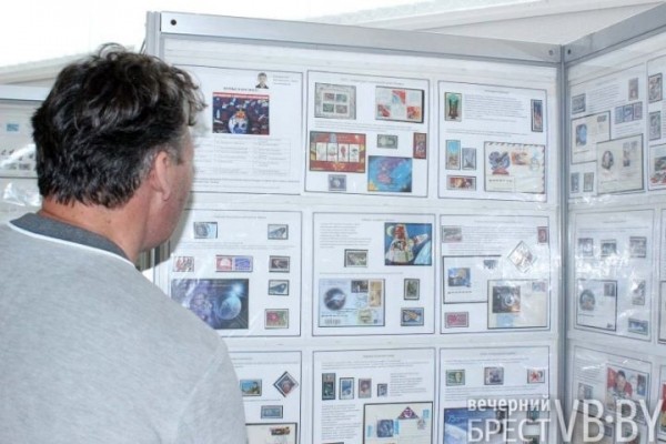 История в небольших «мелочах». В выставочном зале на Советской открылась филателистическая выставка История в небольших «мелочах». В выставочном зале на Советской открылась филателистическая выставка