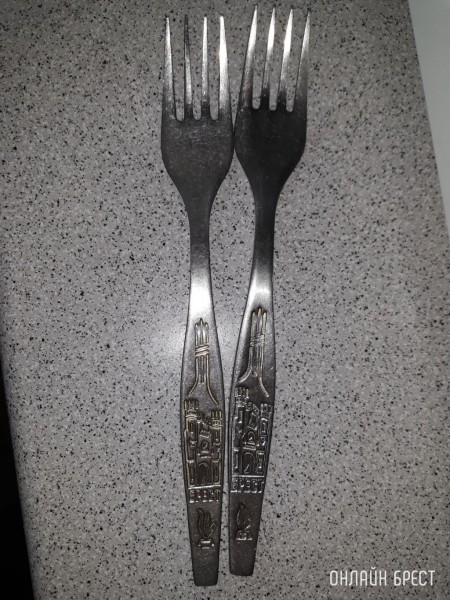 У кого есть такая вилка?
             
                У кого есть такая вилка?