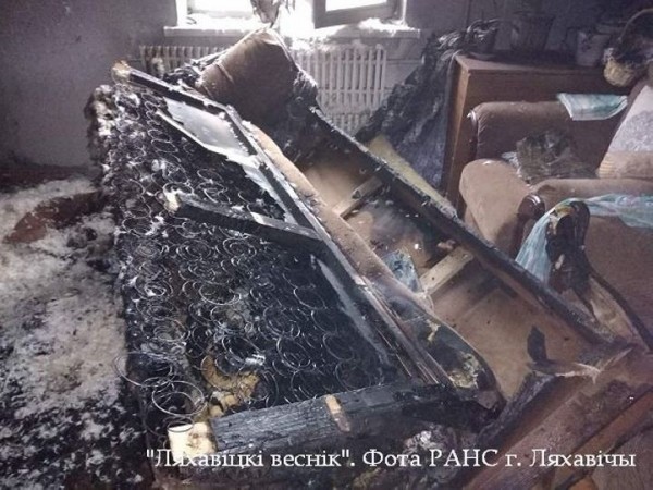 В Ляховичах загорелась квартира. Дома было двое детей