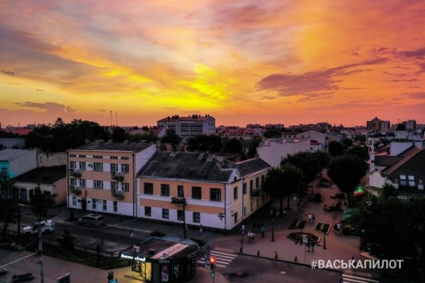 
                Сегодняшний закат в Бресте. Посмотрите фото
            