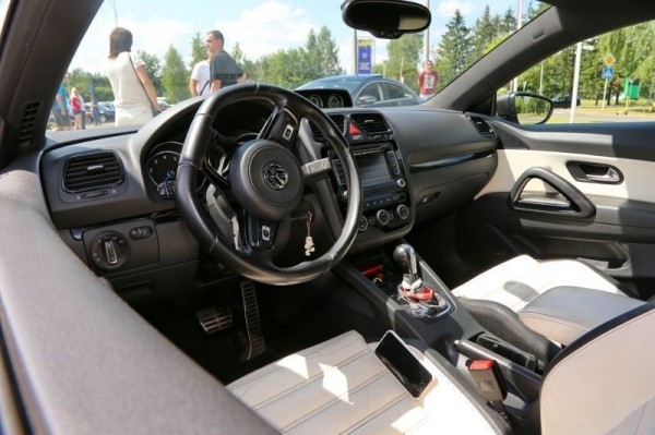 «Таких выпущено только 100 штук». Побывали на Volkswagen Day и нашли очень интересные машины