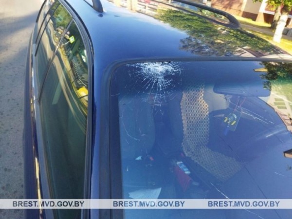 В Иваново 20-летняя девушка сбила мужчину В Иваново 20-летняя девушка сбила мужчину