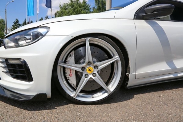 «Таких выпущено только 100 штук». Побывали на Volkswagen Day и нашли очень интересные машины