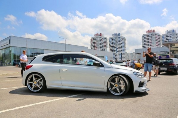 «Таких выпущено только 100 штук». Побывали на Volkswagen Day и нашли очень интересные машины