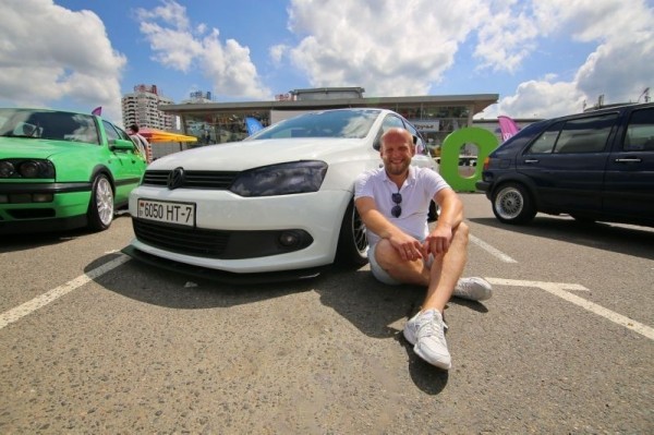 «Таких выпущено только 100 штук». Побывали на Volkswagen Day и нашли очень интересные машины