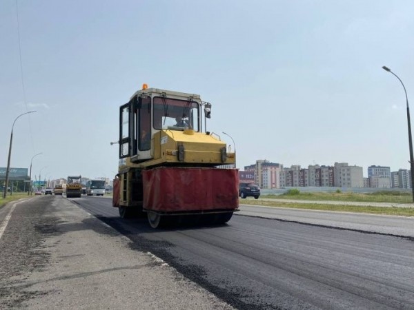 В Бресте впервые при асфальтировании используют технологию «Сларри-Сил» В Бресте впервые при асфальтировании используют технологию «Сларри-Сил»