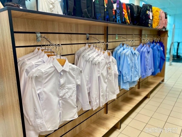 Школьная форма, обувь и аксессуары – в большом брестском магазине «Bazar» есть все! Фотообзор ассортимента и цены Школьная форма, обувь и аксессуары – в большом брестском магазине «Bazar» есть все! Фотообзор ассортимента и цены