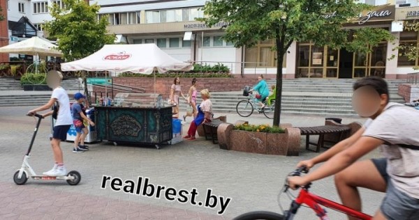 
                Все ли заметили запрещающий велосипедное движение знак на Советской в Бресте?
            