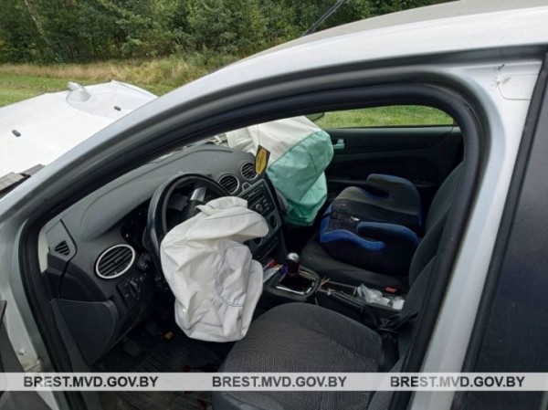 Брестская область: в результате попутного столкновения травмирована водитель Брестская область: в результате попутного столкновения травмирована водитель