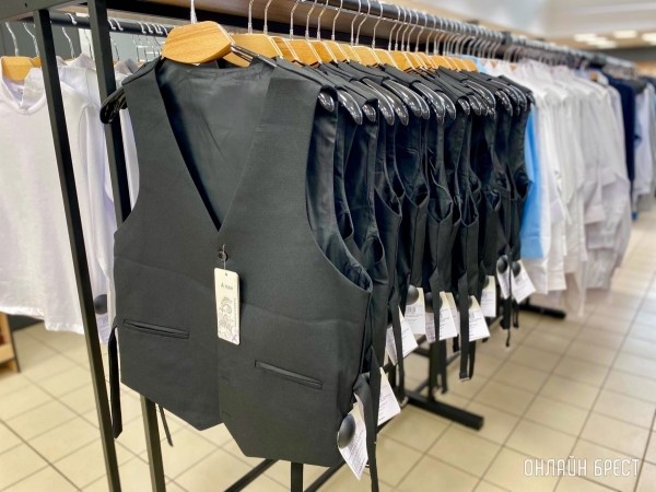 Школьная форма, обувь и аксессуары – в большом брестском магазине «Bazar» есть все! Фотообзор ассортимента и цены Школьная форма, обувь и аксессуары – в большом брестском магазине «Bazar» есть все! Фотообзор ассортимента и цены