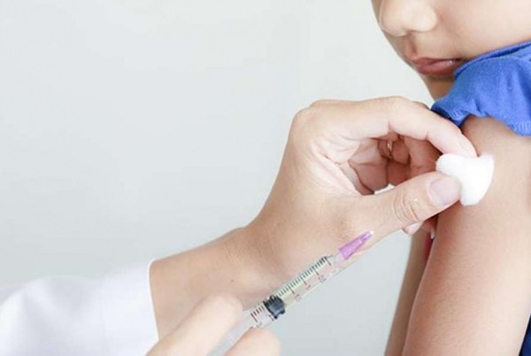 На белорусских предприятиях начали платить за прививку от COVID-19 На белорусских предприятиях начали платить за прививку от COVID-19